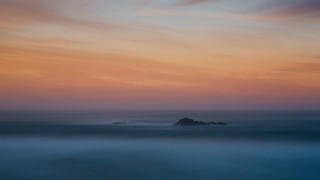 Beach rock sunset clouds impessionist - rich free wallpaper