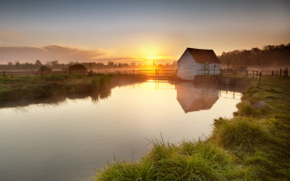 Small house river sunset foggy - a small house free wallpaper