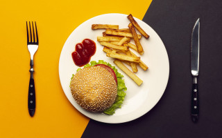 Plate hamburger fries knife fork - it next free wallpaper