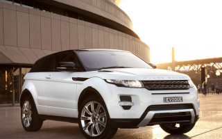 White range rover building bridge - a building free wallpaper
