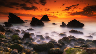 Rocky beach sunset water mountains 2 - a rocky beach free wallpaper for desktop