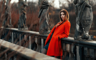 Woman red coat bridge statues - a red coat free wallpaper