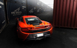 Red sports car shipping container - redshift free wallpaper for desktop