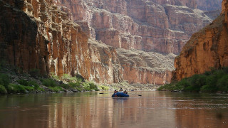 Man raft river canyon cliffs - a river in a canyon free wallpaper