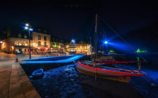 Lake night boat city aurora - thierry doizon free wallpaper