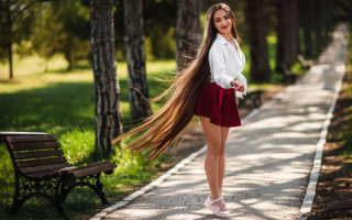 Woman long hair park bench - elizabeth polunin free wallpaper