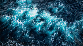 Large water boat night sky - andreas gursky free wallpaper