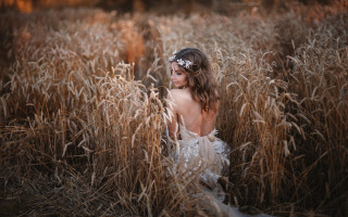 Woman dress field bunt hair - a bunt free wallpaper