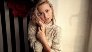 Woman sweater rose blonde portrait - leaning free wallpaper