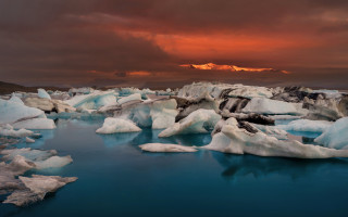 Icebergs lake cloudy sunset mountain - arie smit free wallpaper