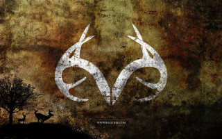 Deer tree grunge background white - a white logo free wallpaper