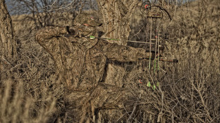 Camouflage man bow arrow wooded - accurate free wallpaper for desktop