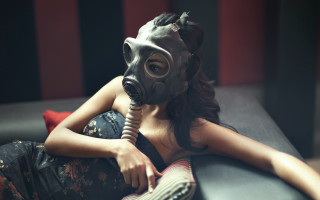 Woman gasmask couch book diepunk - a gas mask free wallpaper