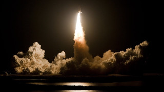 Rocket launch night sky clouds 2 - a rocket free wallpaper for desktop