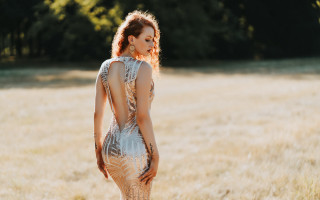 Woman dress field beach ocean - elizabeth polunin free wallpaper