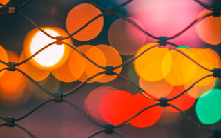 Fence lights blurry mesh moon - mesh wire free wallpaper