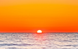 Sunset ocean boat bird moon - aquirax uno free wallpaper