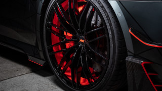 Car tire rim lights black - a black car free wallpaper