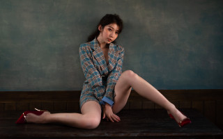 Woman plaid jacket red shoes - magazine free wallpaper