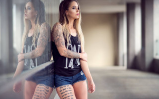 Tattooed woman graffiti cosplay denim - tattoo free wallpaper