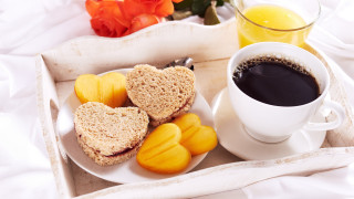 Tray coffee fruit heart sandwich - a tray free wallpaper