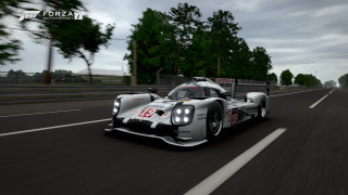 Racing car road trees cloudy - racing free wallpaper for desktop