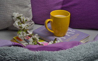 Coffee books bed purple blanket - product photography free wallpaper