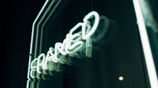 Neon mirror night ultrafinedetail typographic - edward ruscha free wallpaper