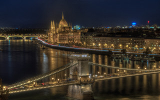 Night bridge city river lights - danube school free wallpaper for desktop