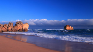 Beach waves rocks clouds blue - elizabeth durack free wallpaper