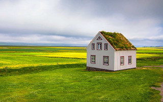 Small house grass roof field - a small house free wallpaper