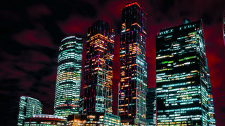 Cyberpunk city night tokyo skyline - andrei ryabushkin free wallpaper