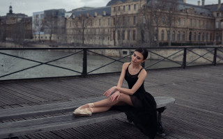 Woman bench building river bridge - a bench in front free wallpaper