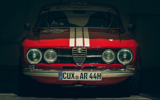 Red car white stripe front - free retro wallpaper