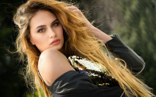 Woman long hair black jacket 5 - fashion photoshoot free wallpaper