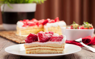 Strawberry shortcake rococo food photography - strawberry free wallpaper