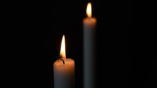 Lit candles dark space raytraced - free light wallpaper