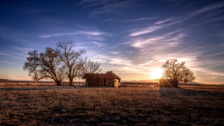 Sunset horizon house tree fence - in the background free wallpaper for desktop