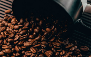 Coffee grinder scooping beans hyperrealism - coffee bean free wallpaper