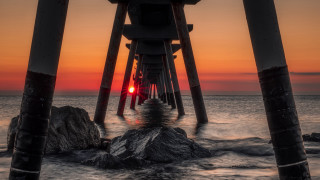 Pier red light rock sunset - underneath free wallpaper