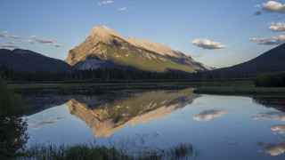 Mountain lake forest sky outerworlds - a forest in the background free wallpaper