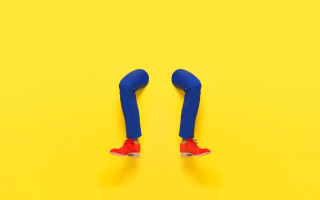 Blue legs red shoes yellow - red shoe free wallpaper