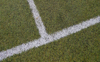 Green grass white line tilt - a white line free wallpaper