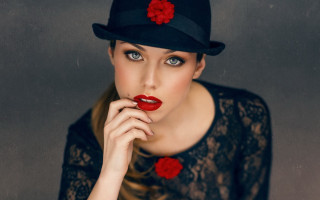 Woman red rose lips black - her lip free wallpaper