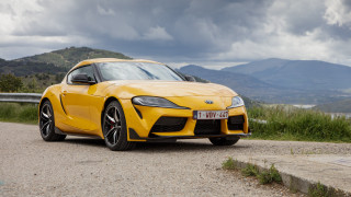 Yellow sports car mountains gravel - amédée ozenfant free wallpaper