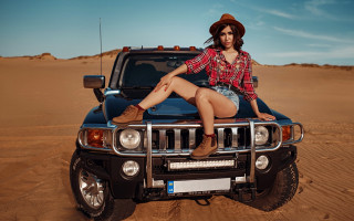 Woman truck desert hat boots - fashion photoshoot free wallpaper