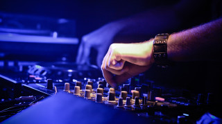 Dj mixing blue light hand - analog free wallpaper