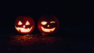 Glowing pumpkins halloween night ghost - face free wallpaper