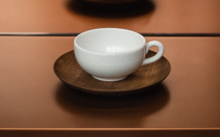 White cup wooden plate brown - a wooden plate free wallpaper