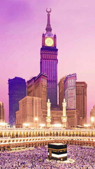 Crowd city clocktower dusk purple - a clock tower in the background free wallpaper for mobile